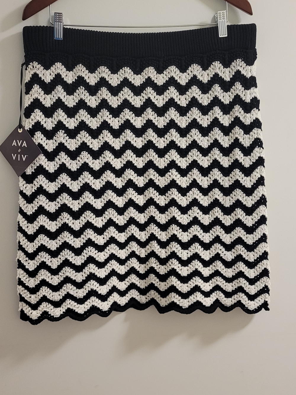 Target Ava & Viv Black and White Chevron Crochet Mini Skirt
